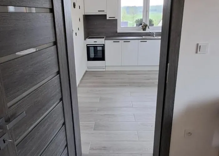 Vejminek 87 * Cervena Tremesna